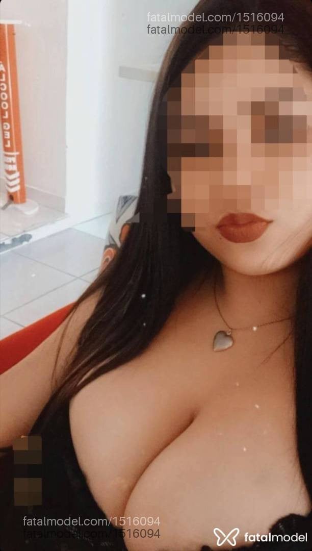 Acompanhante mulher morena (o) de olhos pretos - Kamilly