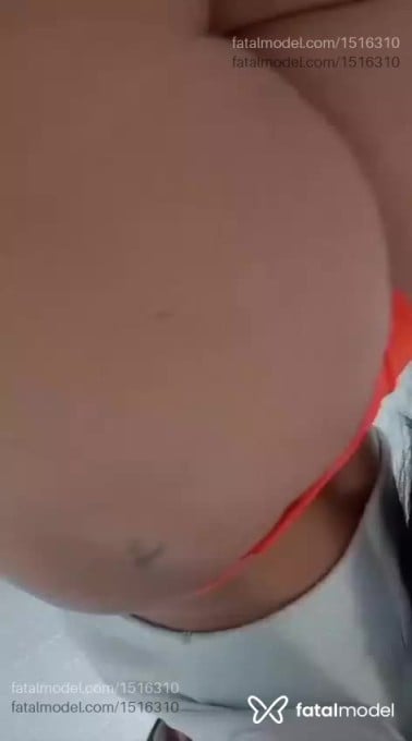 Acompanhante mulher com cabelo castanho de olhos castanhos em Guaíra Acompanhante mulher com cabelo castanho de olhos castanhos em Guaíra - Isabella