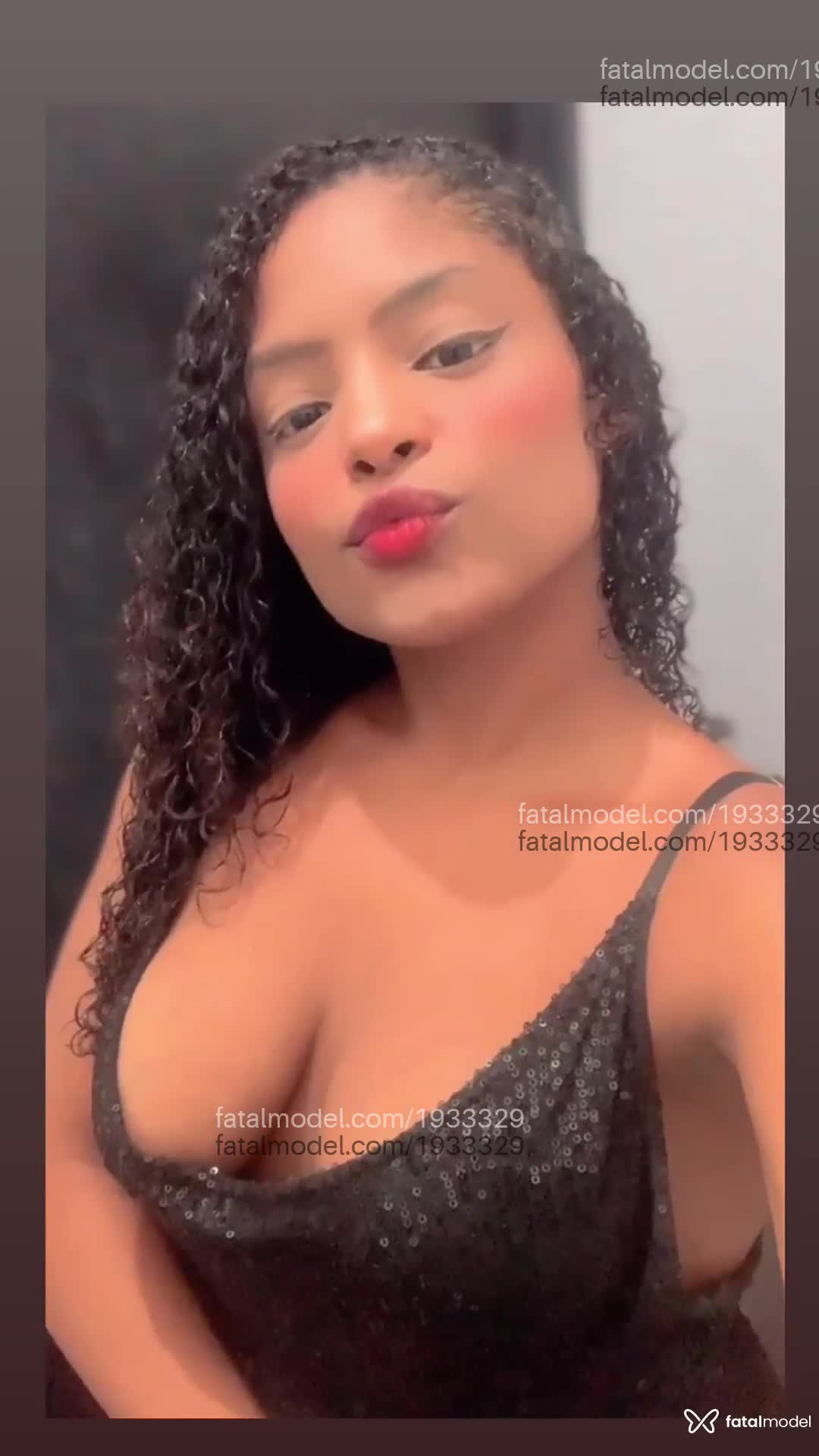 Acompanhante mulher morena (o) de olhos pretos em Rio de Janeiro - Cristal