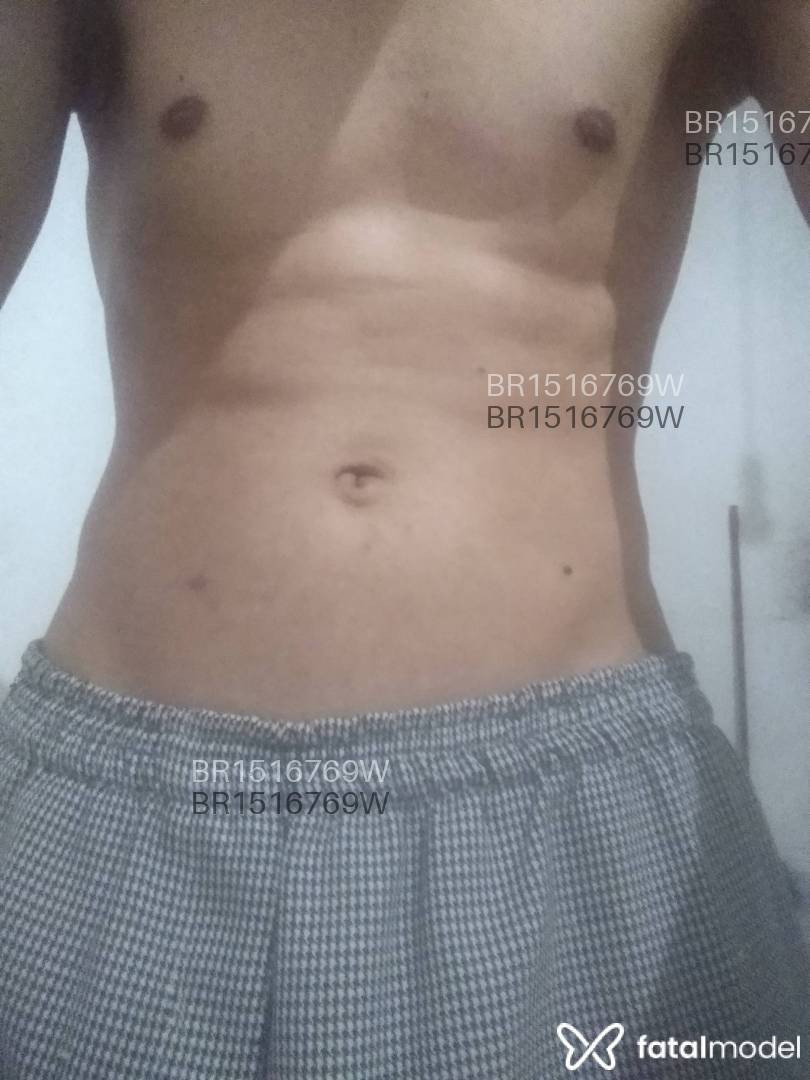 Acompanhante homem morena (o) de olhos mel em São Paulo Acompanhante homem morena (o) de olhos mel em São Paulo - Henrique