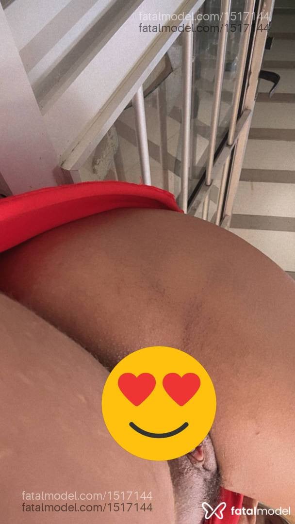 Acompanhante mulher morena (o) de olhos castanhos - Cunhã