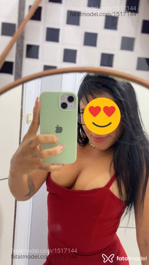 Acompanhante mulher morena (o) de olhos castanhos - Cunhã