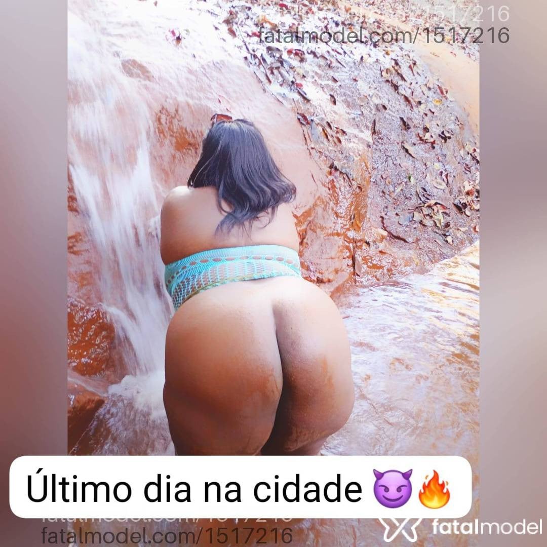 Acompanhante mulher com cabelo grisalho de olhos pretos em Ituiutaba - Val Morena