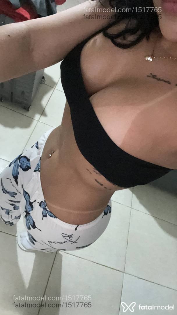 Acompanhante mulher morena (o) de olhos verdes em Foz do Iguaçu - Elena Moretti
