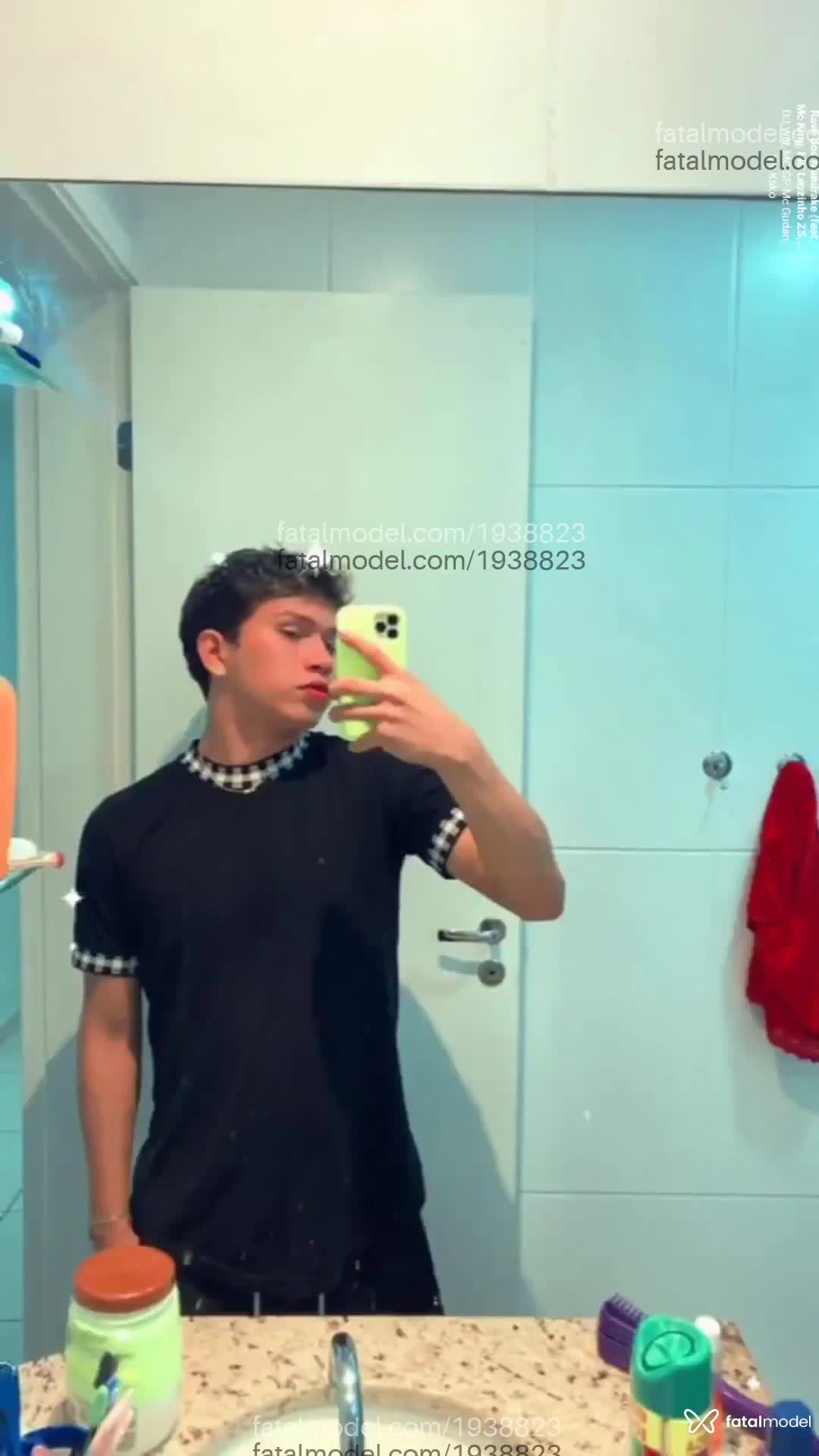 Acompanhante homem com cabelo castanho de olhos mel em Manaus - Maciel