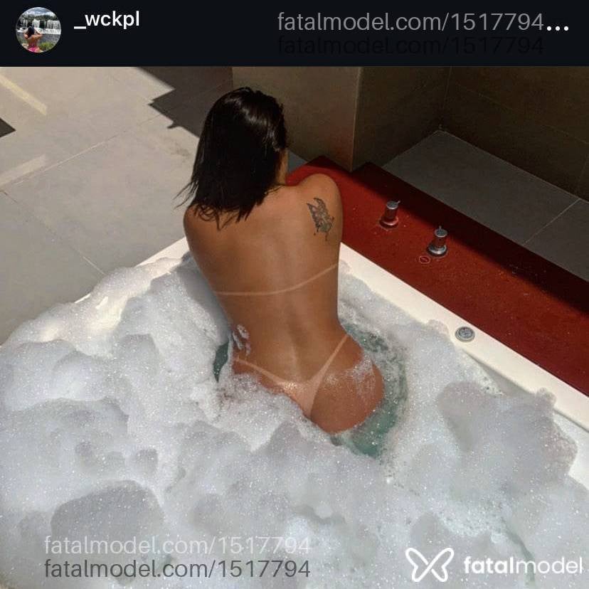 Acompanhante mulher com cabelo castanho de olhos mel em Sete Lagoas - Bella Werneck