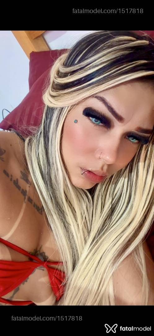 Acompanhante mulher loira (o) de olhos castanhos - Sabrina Silva