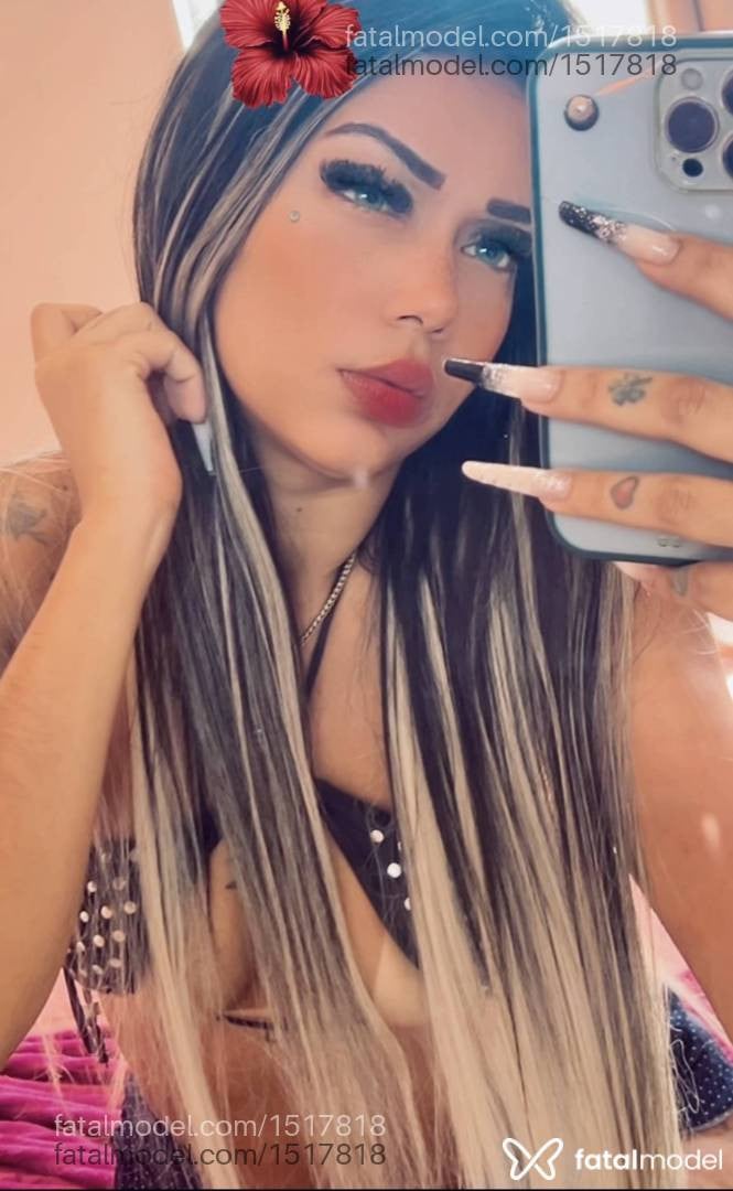 Acompanhante mulher loira (o) de olhos castanhos - Sabrina Silva