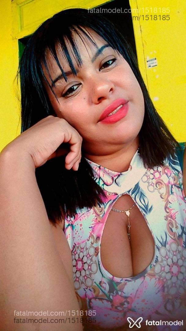Acompanhante mulher morena (o) de olhos castanhos - Maitê
