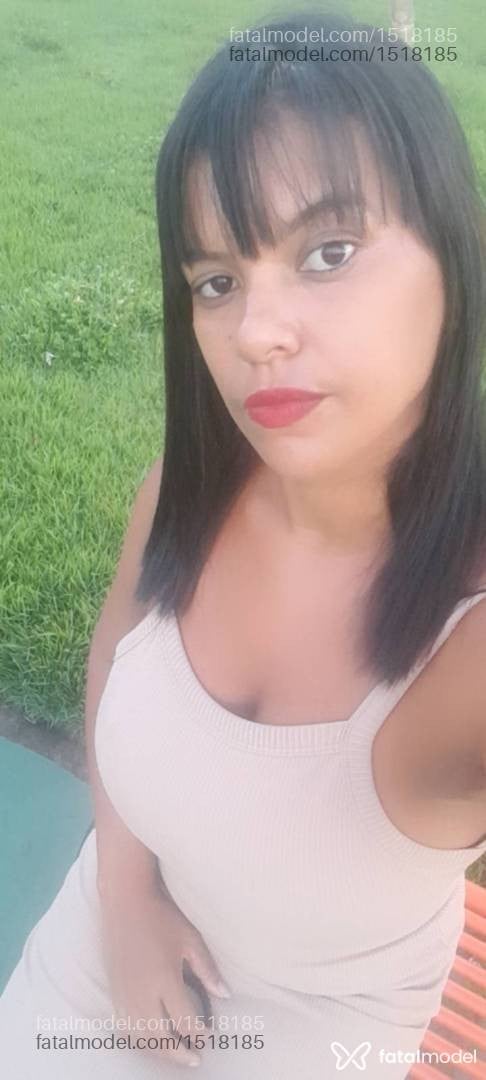 Acompanhante mulher morena (o) de olhos castanhos - Maitê