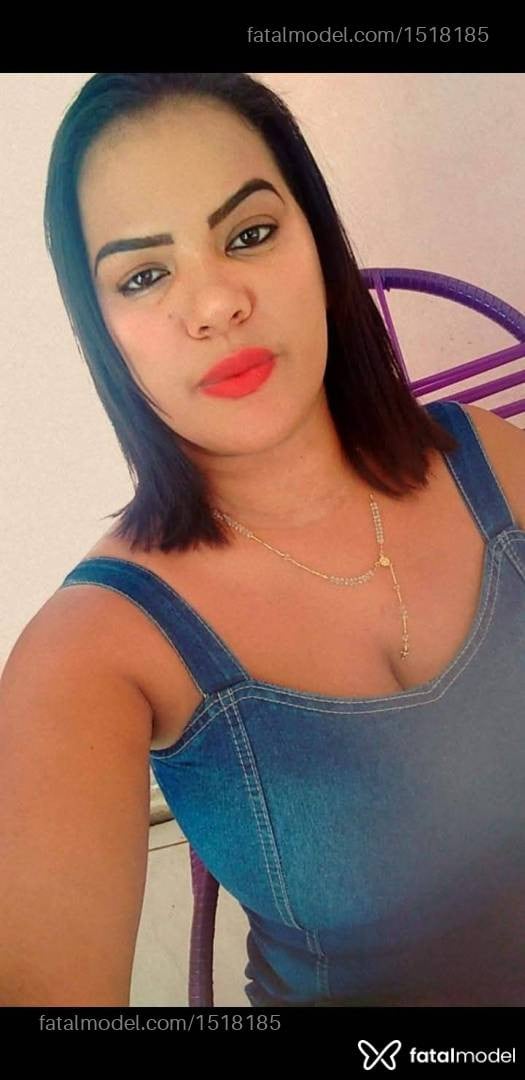 Acompanhante mulher morena (o) de olhos castanhos - Maitê