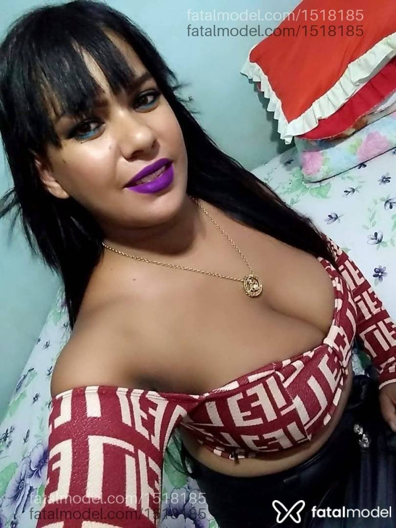 Acompanhante mulher morena (o) de olhos castanhos - Maitê