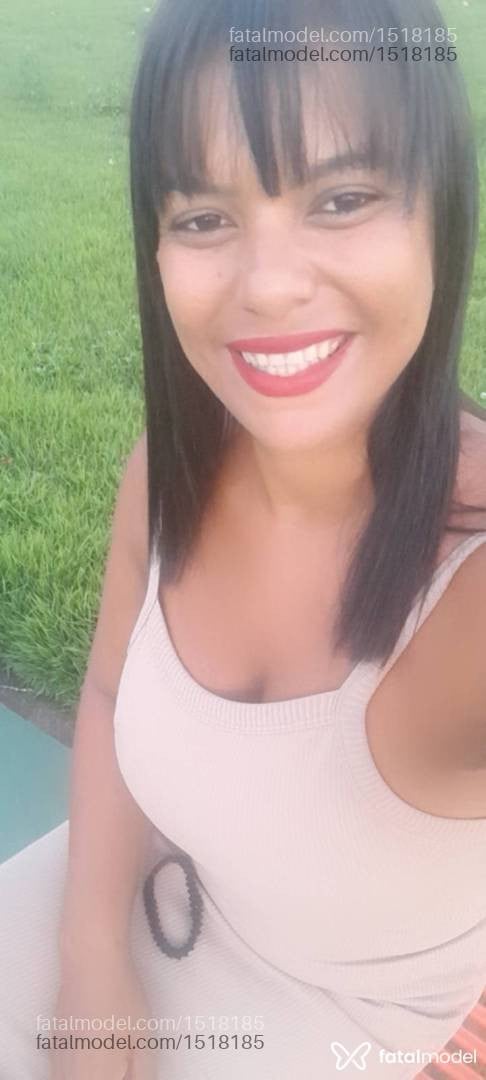 Acompanhante mulher morena (o) de olhos castanhos - Maitê