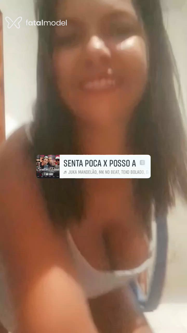 Acompanhante mulher morena (o) de olhos castanhos - Maitê Acompanhante mulher morena (o) de olhos castanhos - Maitê
