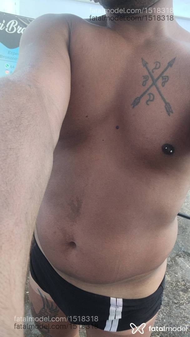 Acompanhante homem loira (o) de olhos castanhos em Catalão - Daniel