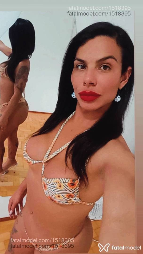 Acompanhante travesti morena (o) de olhos castanhos - Jámille