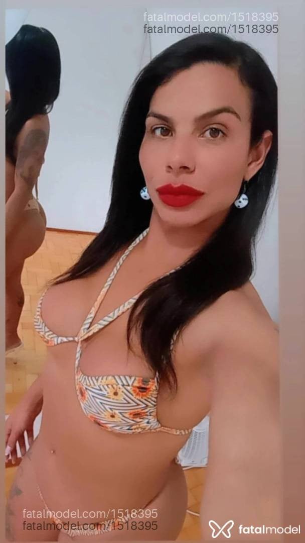 Acompanhante travesti morena (o) de olhos castanhos - Jámille