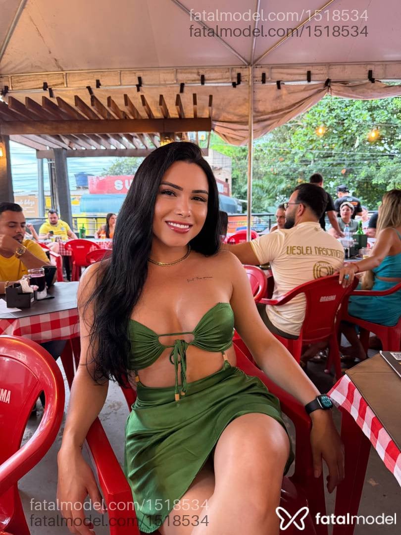 Acompanhante mulher trans morena (o) de olhos castanhos - Bruna Brasil