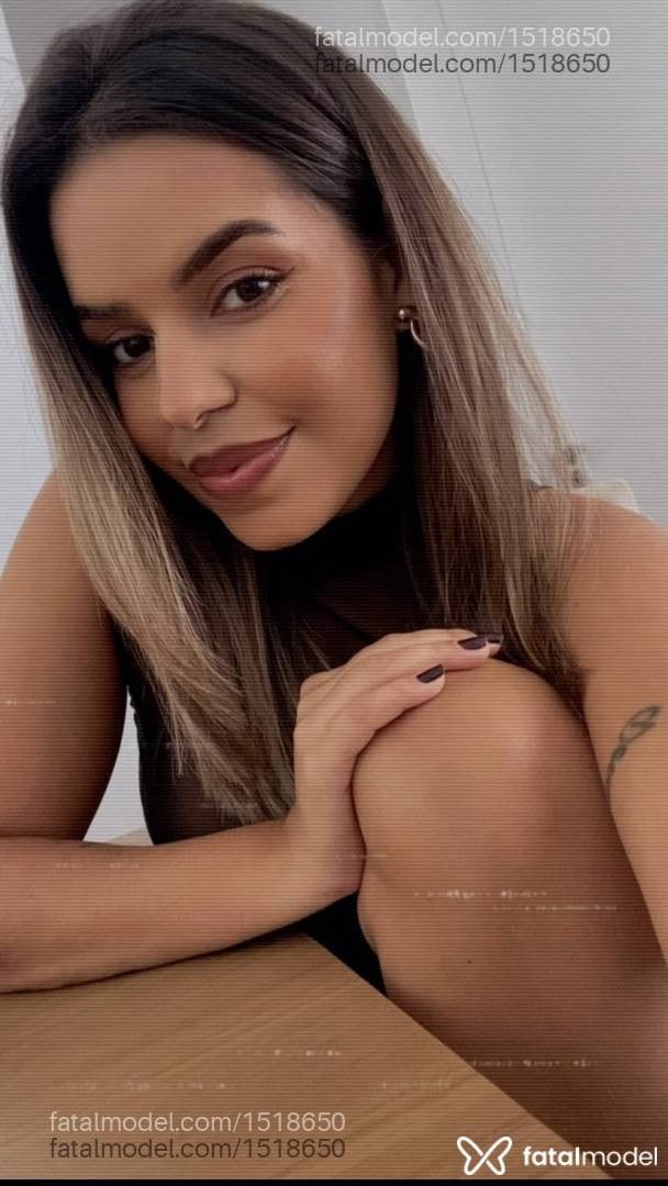Acompanhante mulher loira (o) de olhos castanhos em Indaiatuba - Nicolle schutz