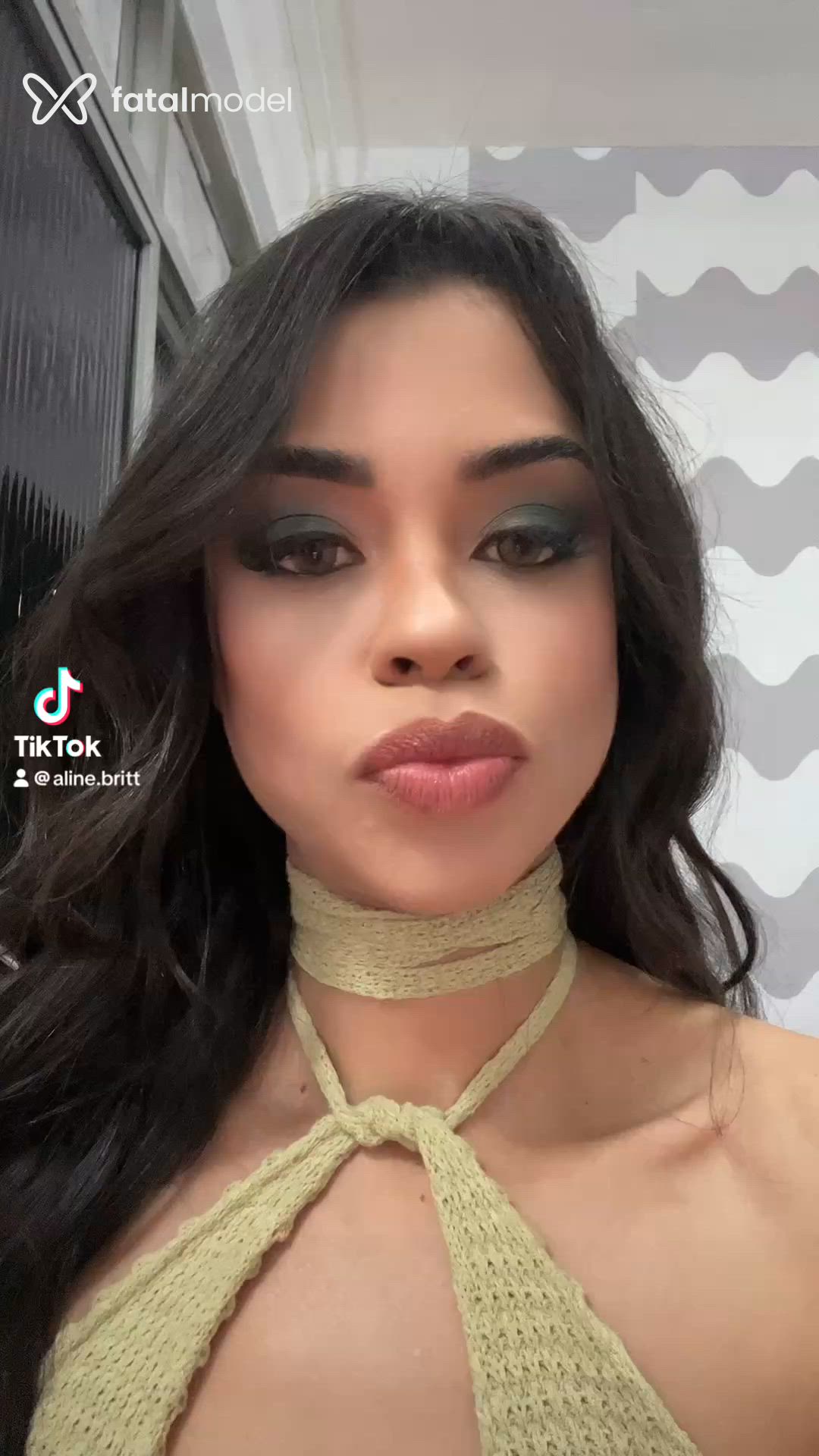 Acompanhante mulher com cabelo castanho de olhos verdes - Isabella britt Acompanhante mulher com cabelo castanho de olhos verdes - Isabella britt
