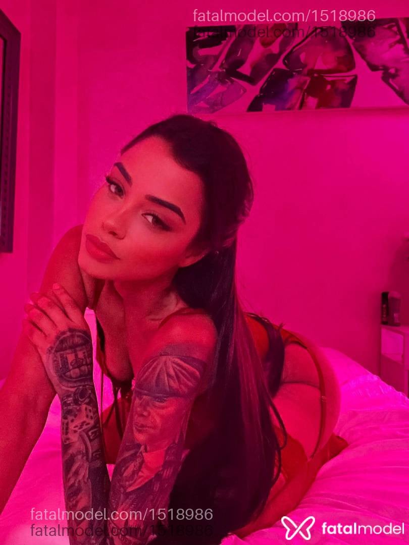 Acompanhante mulher com cabelo castanho de olhos verdes em Rio de Janeiro - Isabella britt