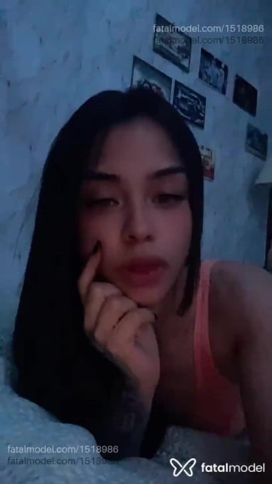 Acompanhante mulher com cabelo castanho de olhos verdes em Rio de Janeiro - Isabella britt