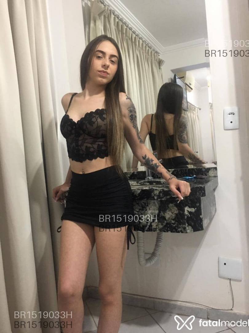 Acompanhante mulher loira (o) de olhos castanhos em Foz do Iguaçu - Ana Castro