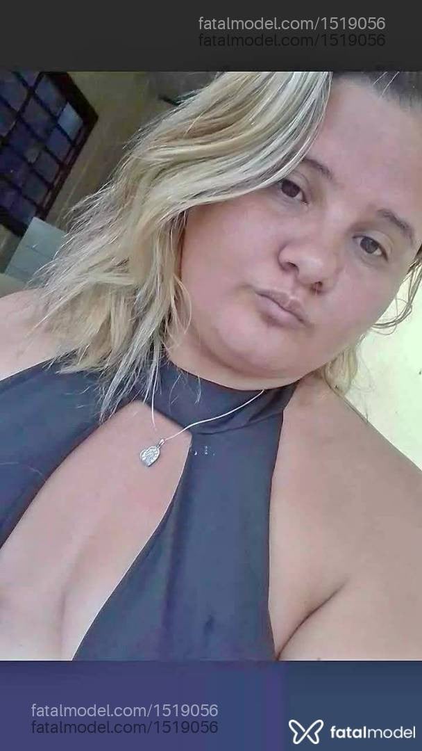 Acompanhante mulher loira (o) de olhos mel - Izabely bizerinha