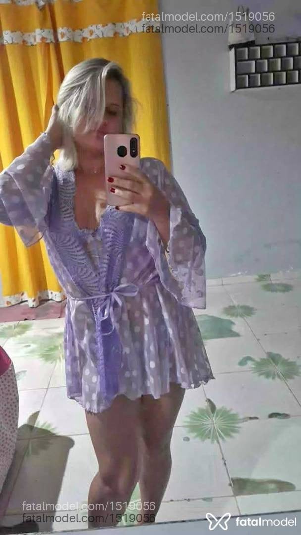 Acompanhante mulher loira (o) de olhos mel - Izabely bizerinha