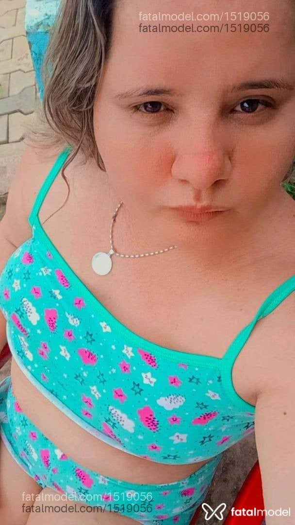 Acompanhante mulher loira (o) de olhos mel - Izabely bizerinha