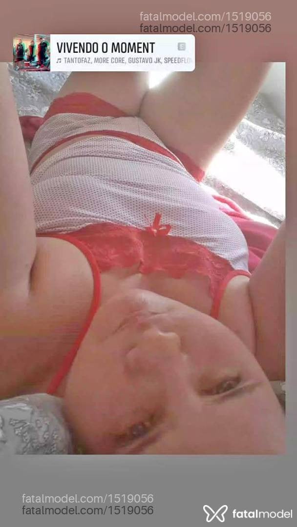 Acompanhante mulher loira (o) de olhos mel - Izabely bizerinha