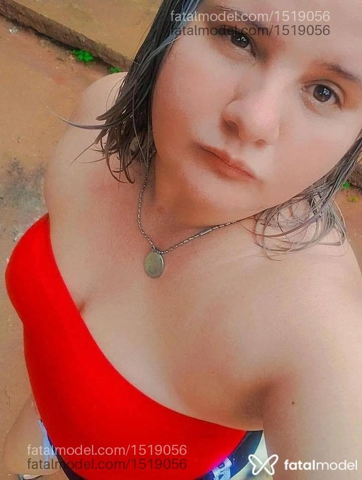 Acompanhante mulher loira (o) de olhos mel - Izabely bizerinha