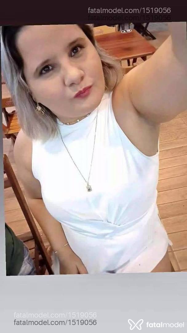 Acompanhante mulher loira (o) de olhos mel - Izabely bizerinha