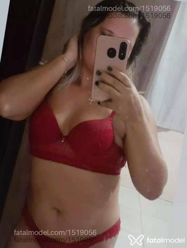 Acompanhante mulher loira (o) de olhos mel - Izabely bizerinha