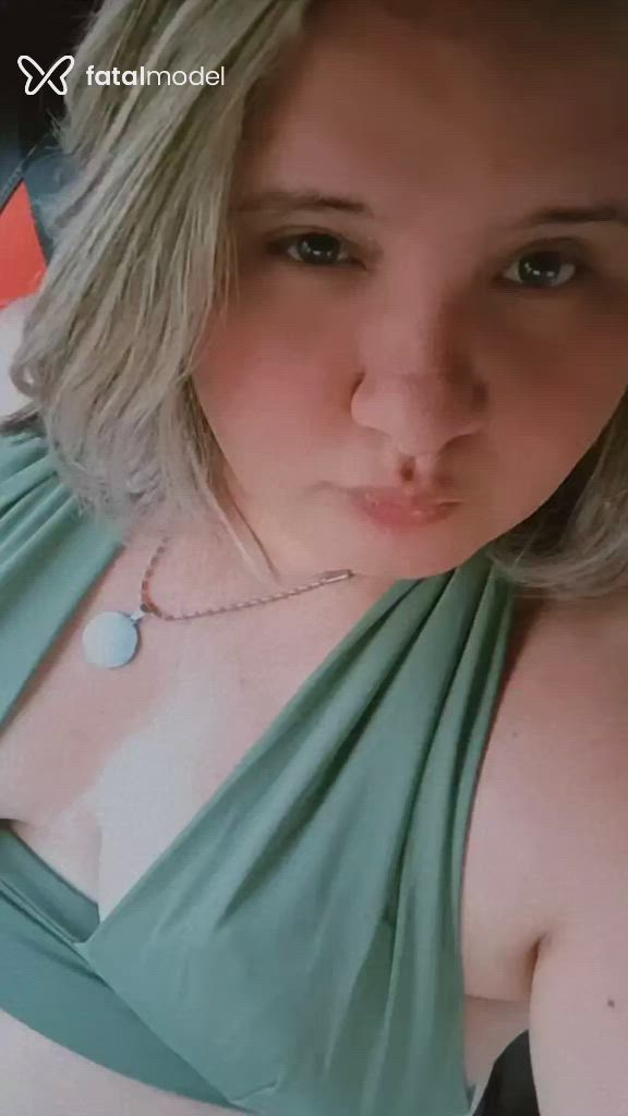 Acompanhante mulher loira (o) de olhos mel em Sinop Acompanhante mulher loira (o) de olhos mel em Sinop - Izabely bizerinha