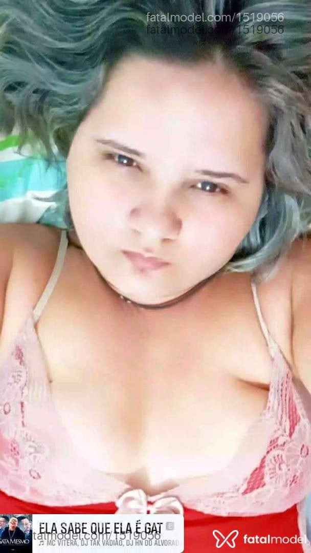 Acompanhante mulher loira (o) de olhos mel - Izabely bizerinha