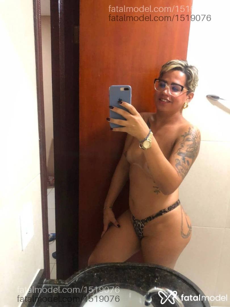 Acompanhante mulher trans loira (o) de olhos pretos em Juazeiro do Norte - Jhullyzinha