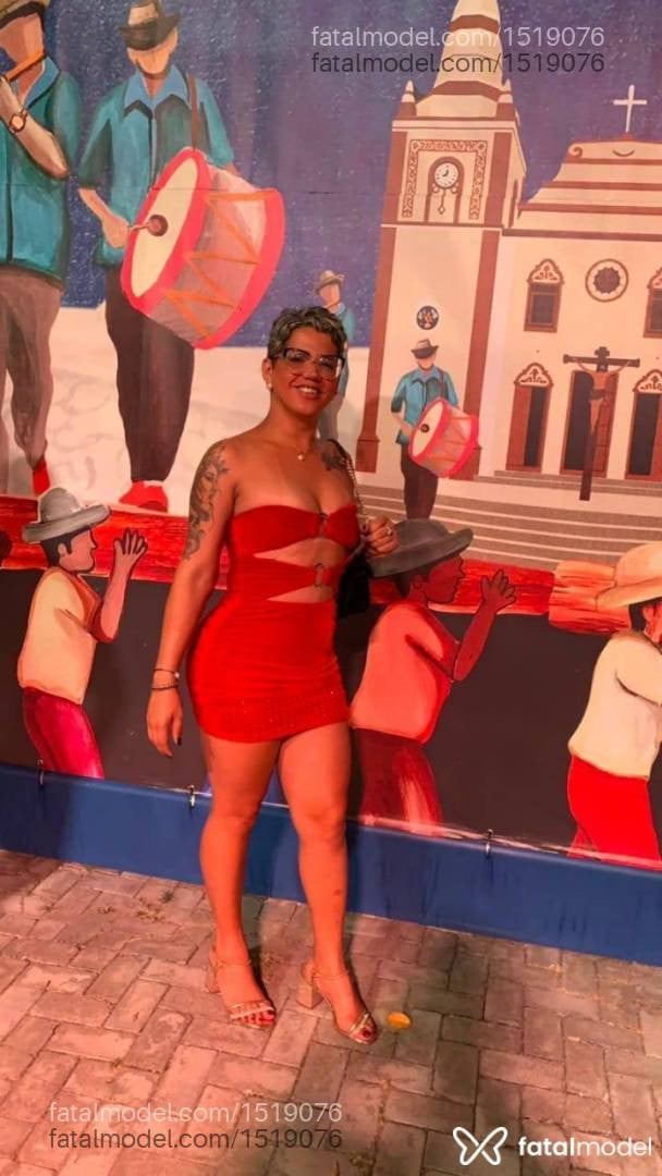 Acompanhante mulher trans loira (o) de olhos pretos em Juazeiro do Norte - Jhullyzinha