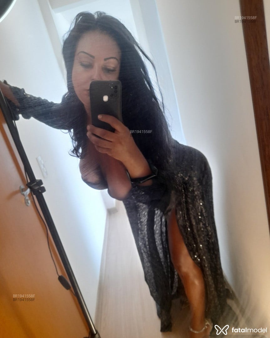 Acompanhante mulher trans morena (o) de olhos pretos em Juiz de Fora - Maitê