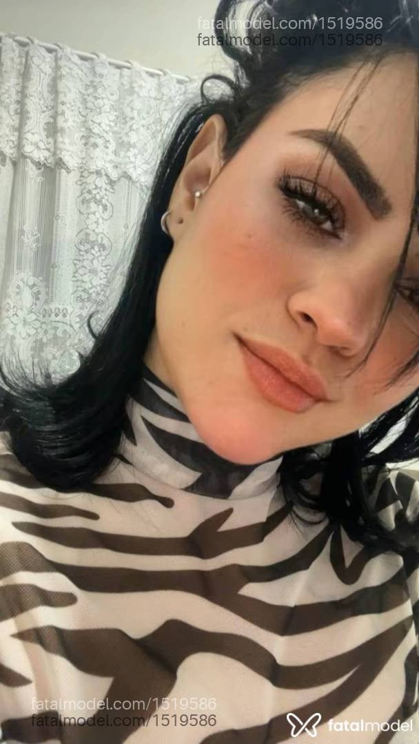 Acompanhante mulher morena (o) de olhos castanhos em Guaratuba - Vick Barcelos