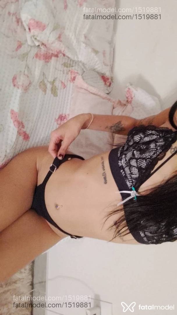 Acompanhante mulher morena (o) de olhos pretos - Pérola Silva