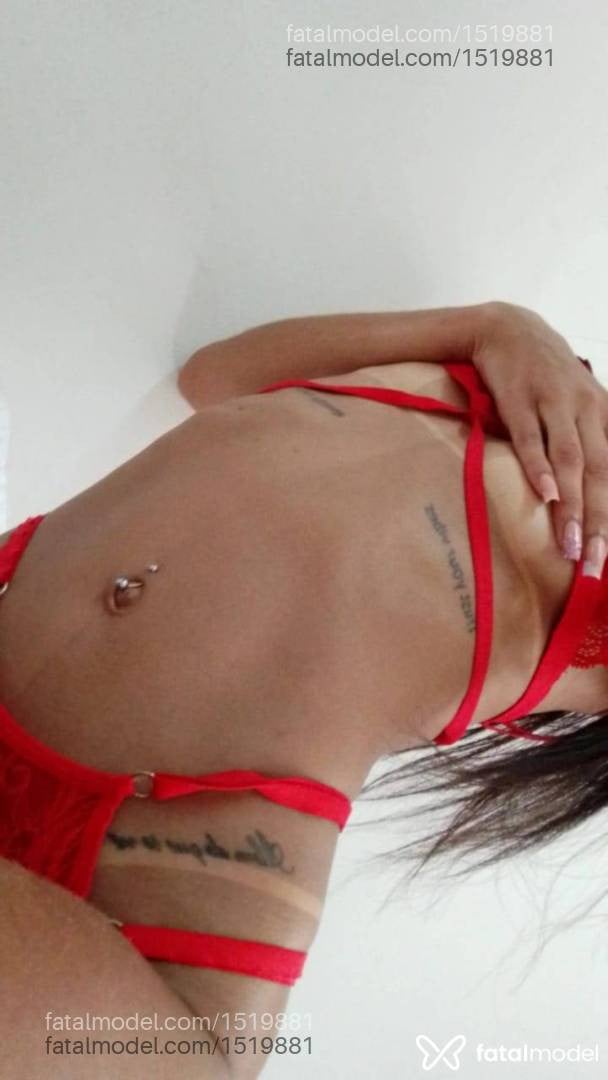 Acompanhante mulher morena (o) de olhos pretos - Pérola Silva