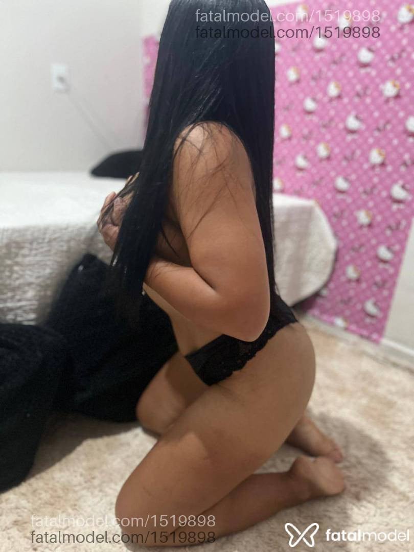 Acompanhante mulher com cabelo castanho de olhos castanhos em Vilhena - Natasha