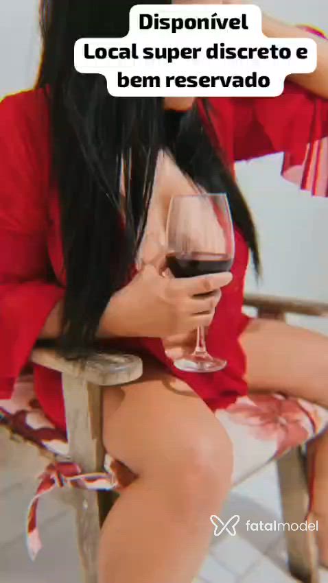Acompanhante mulher com cabelo castanho de olhos castanhos - Natasha