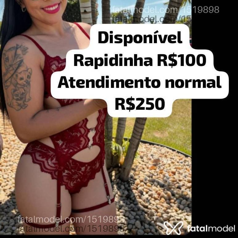 Acompanhante mulher com cabelo castanho de olhos castanhos em Vilhena - Natasha
