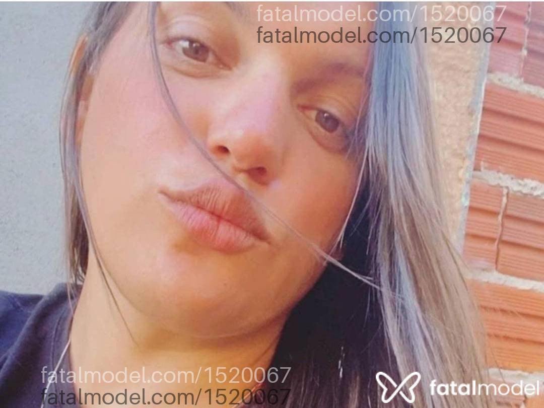 Acompanhante travesti com cabelo castanho de olhos castanhos - Pérola