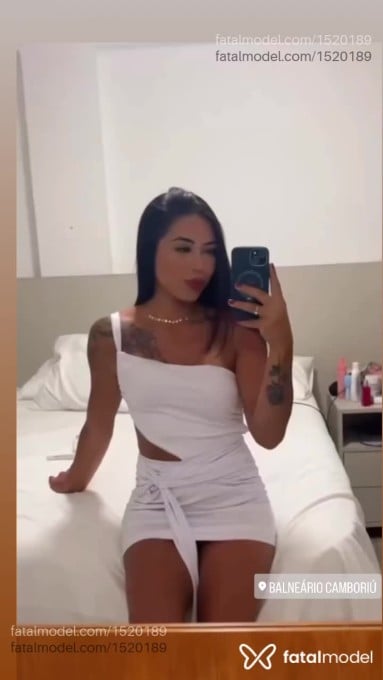 Acompanhante mulher morena (o) de olhos castanhos em Curitiba Acompanhante mulher morena (o) de olhos castanhos em Curitiba - Letícia Lopes