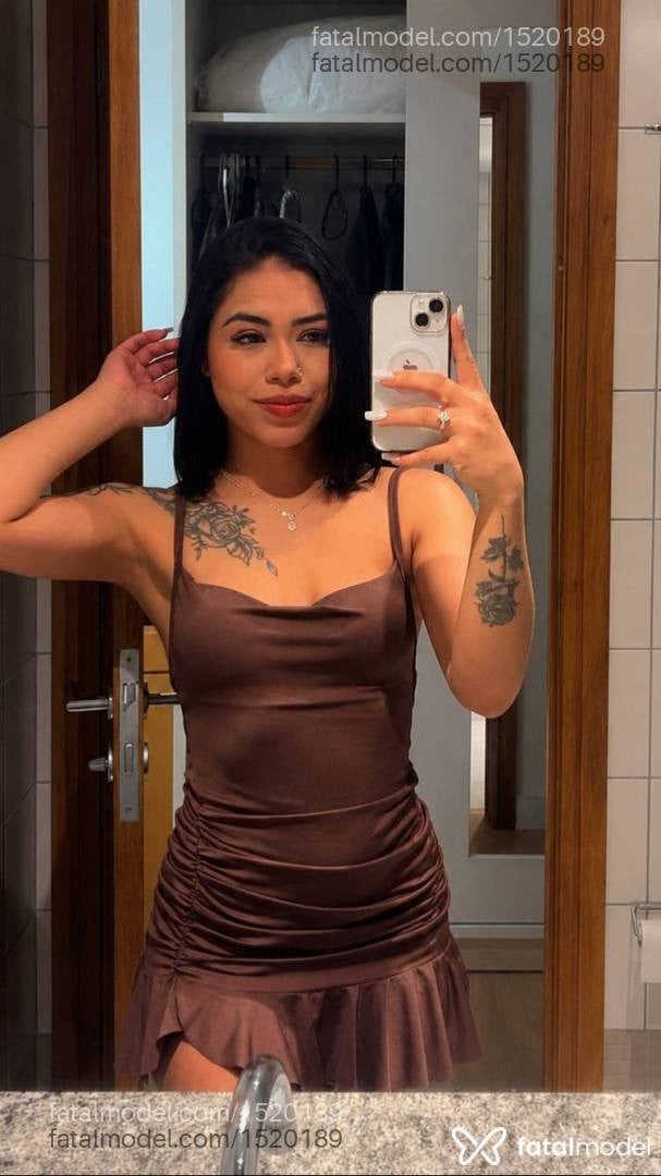 Acompanhante mulher morena (o) de olhos castanhos - Letícia Lopes