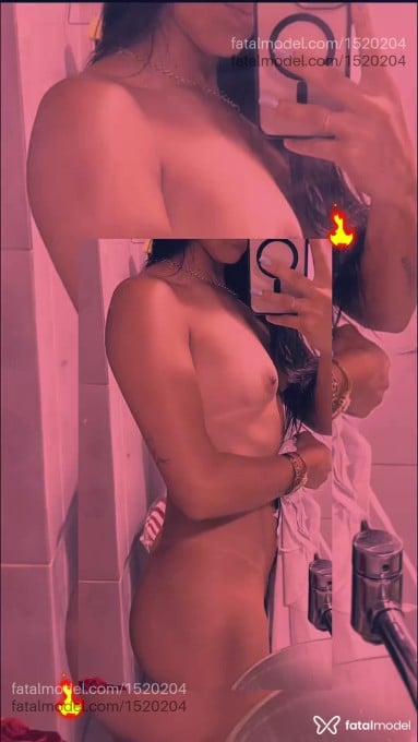 Acompanhante mulher com cabelo castanho de olhos castanhos em Cascavel - Mya