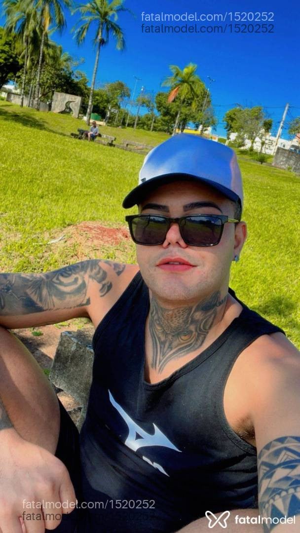 Acompanhante homem morena (o) de olhos castanhos - Guilherme Acompanhante homem morena (o) de olhos castanhos - Guilherme